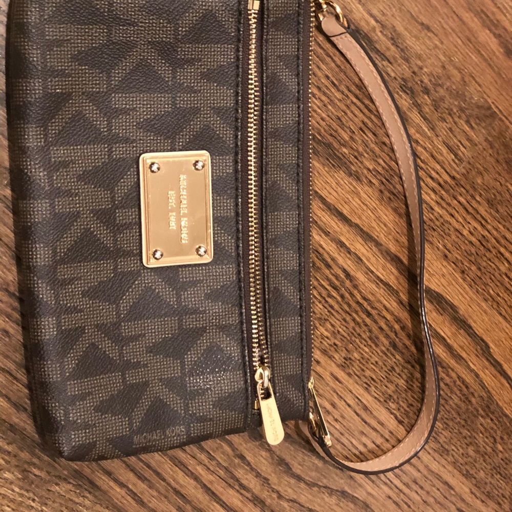 Michael Kors clutch